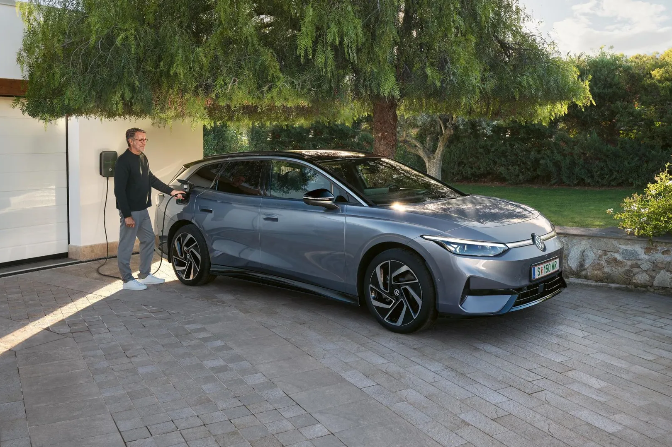 ID%20Tourer